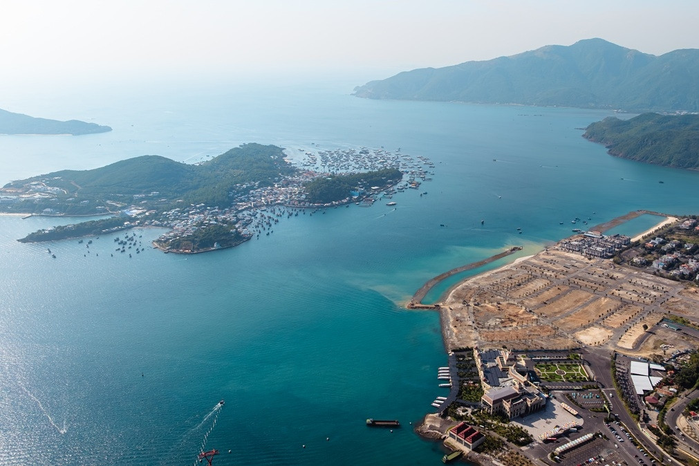 Bất động sản bên vịnh Nha Trang thăng hạng cùng bộ tứ hạ tầng