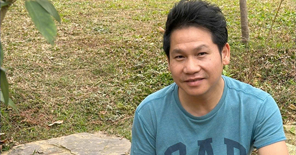 Ca sĩ Trọng Tấn vui với cuộc sống nông dân, Trấn Thành lạ lẫm đón tuổi mới