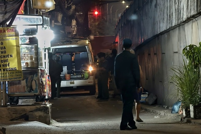 Cháy nhà hai tầng trong hẻm nhỏ ở TPHCM, ba mẹ con tử vong