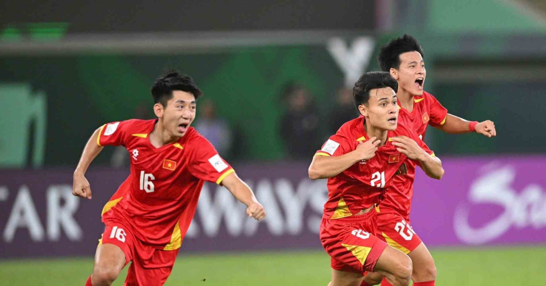 'Lò' đào tạo ra Lý Đức, Nhật Minh săn lứa tài năng mới