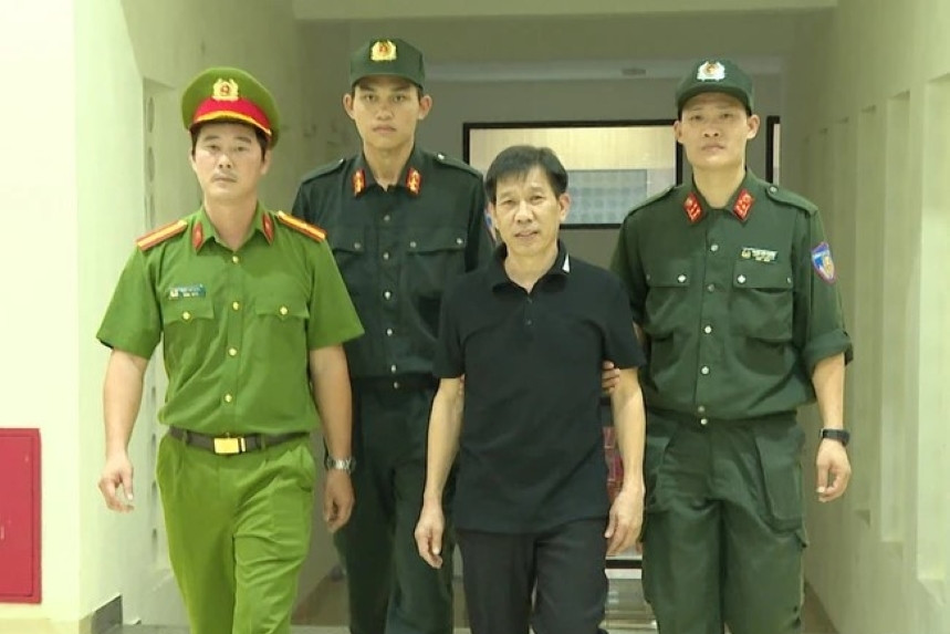 Mạnh 'gỗ' nhận hơn 3 tỉ để 'làm luật' sau đó hối lộ kiểm lâm 36 triệu