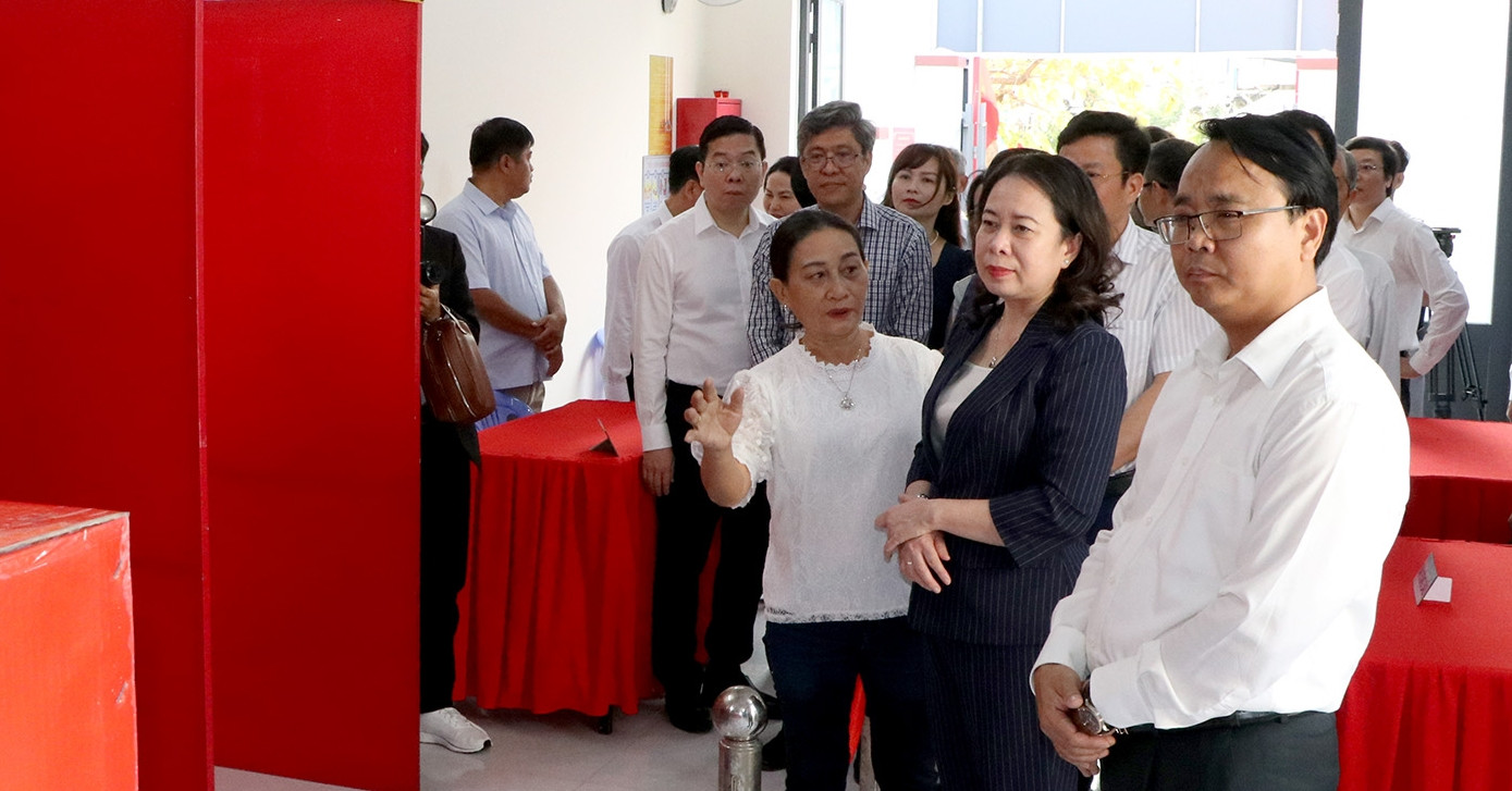 Phó Chủ tịch nước Võ Thị Ánh Xuân kiểm tra công tác chuẩn bị bầu cử tại Lâm Đồng