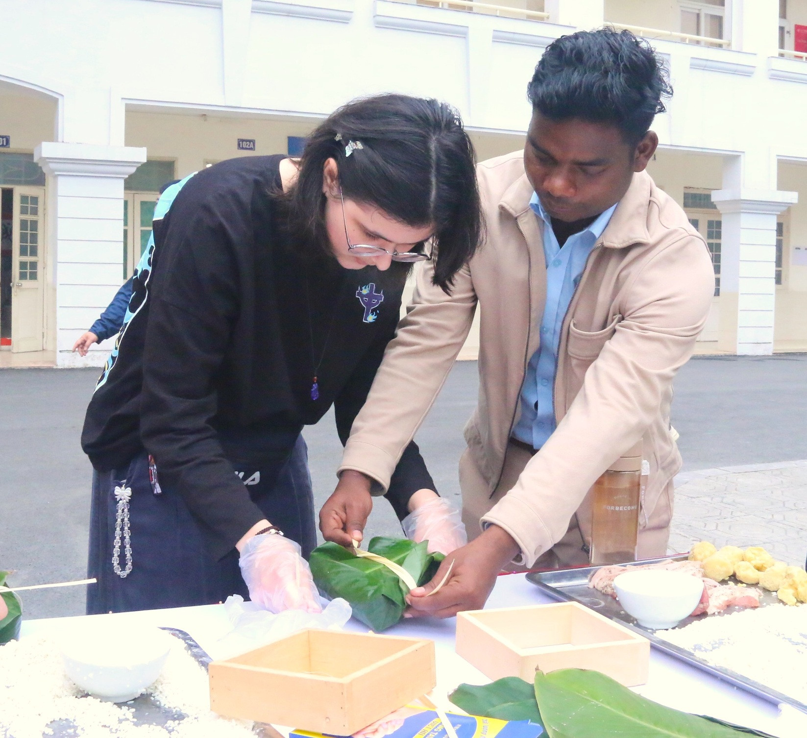 sinh viên chơi Tết (5).JPG