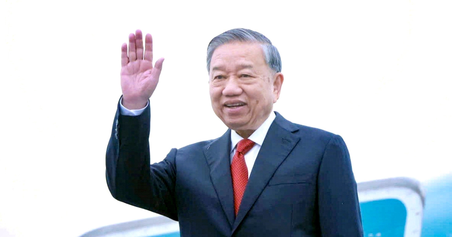 Tổng Bí thư lên đường thăm cấp nhà nước tới Lào