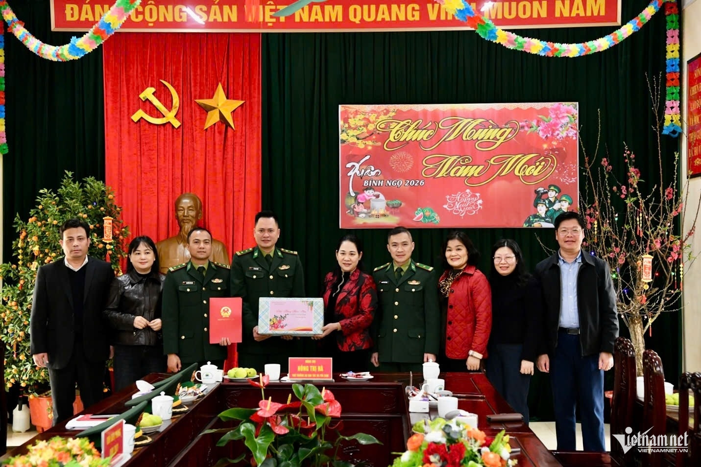 W-Thúy Hòng ảnh 4.jpg