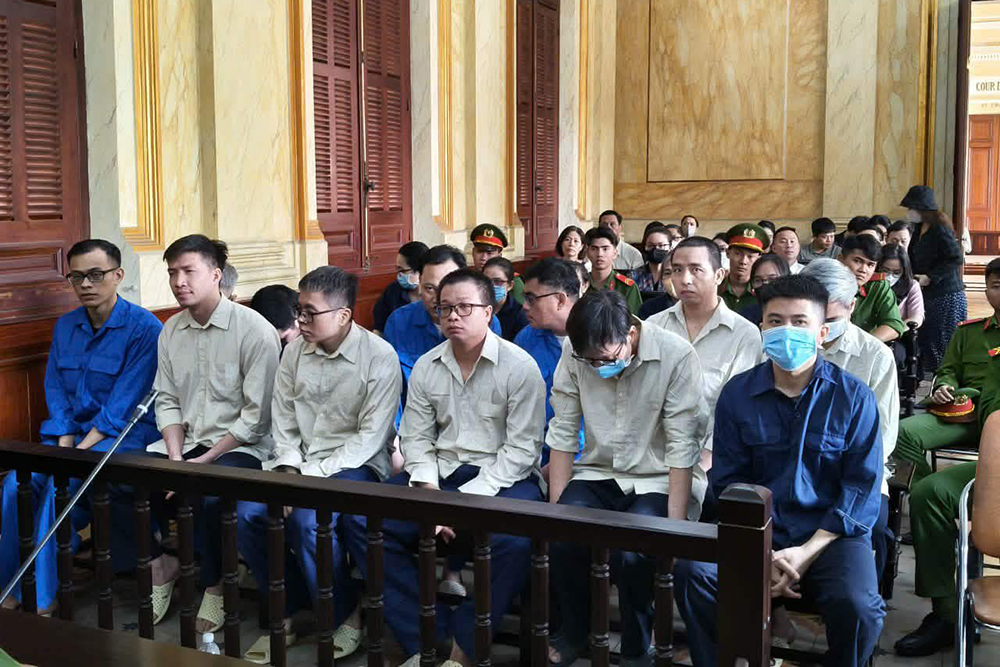 Nhận hối lộ 1,2 tỷ đồng, cựu Chi cục trưởng Chi cục Thú y vùng VI lĩnh án