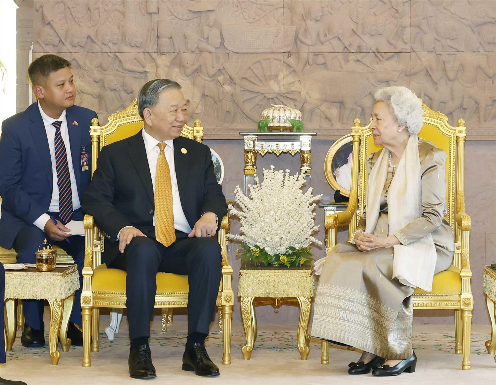 vna potal hai phong xuan bien phong am long dan ban 85756246 10 59 23.jpg