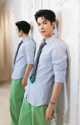 batch_Dior Atus2.jpg