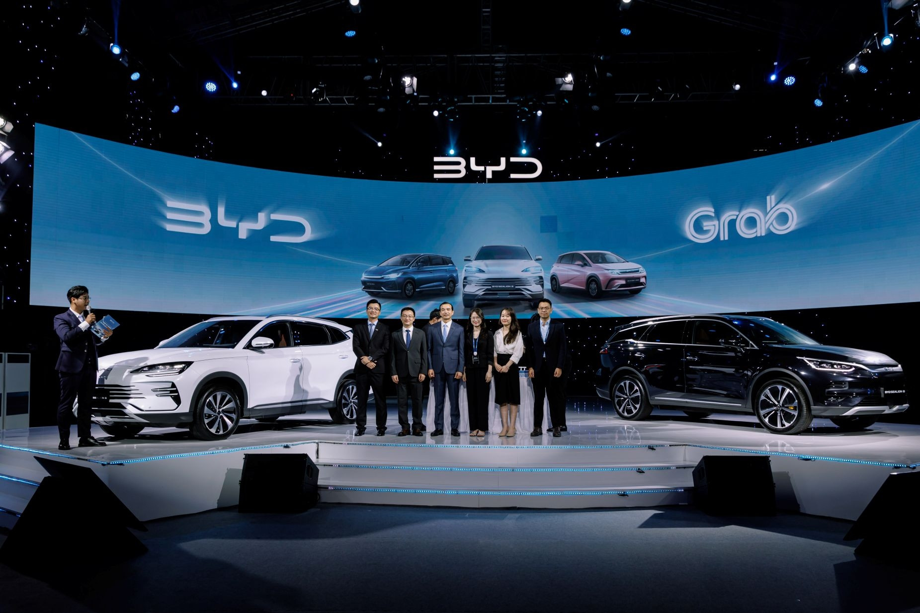 BYD dẫn đầu doanh số toàn cầu: Khi ‘ngôi vương’ xe điện đổi chủ