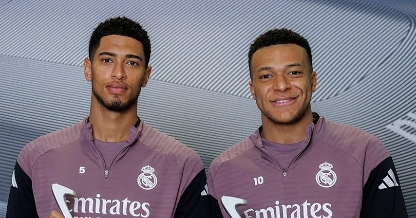 Dàn sao Real Madrid chất vấn Arbeloa, Bellingham ‘cãi’ khỏe nhất