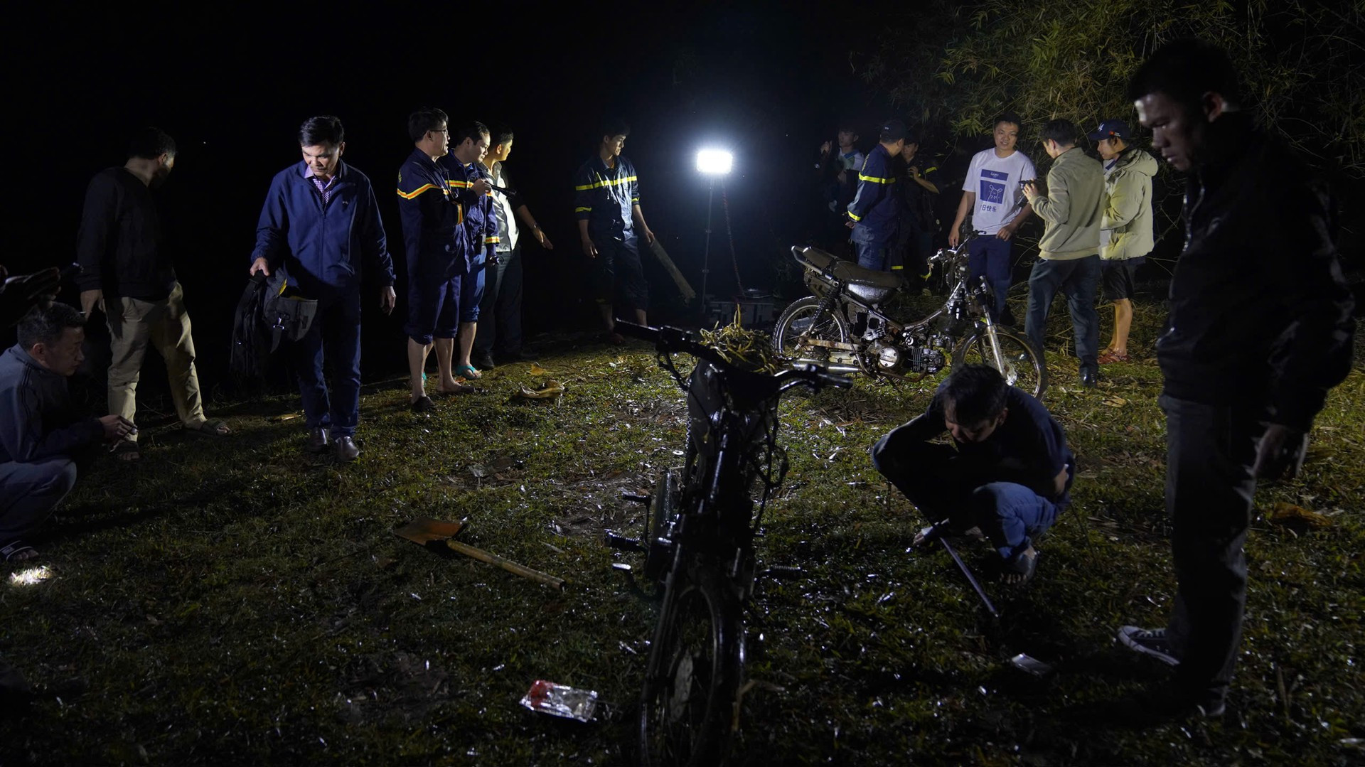 photo library 20260206152758 c3862f0d c894 4ae4 9a9f 6225e7be9420 truc vot chiec xe oi tuong phi tang o bien ho.jpg