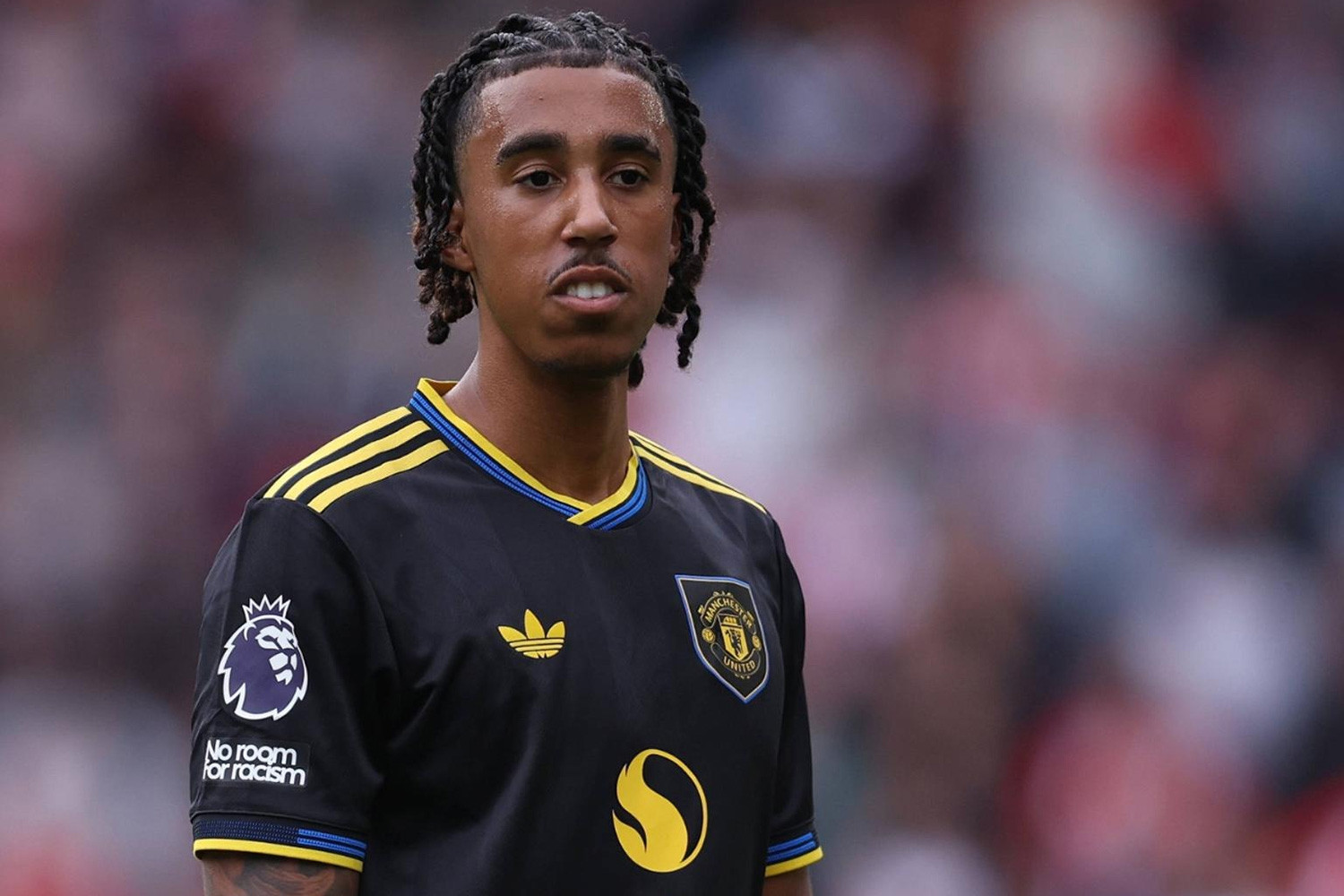 Real Madrid lên kế hoạch ‘đánh cắp’ Leny Yoro khỏi MU