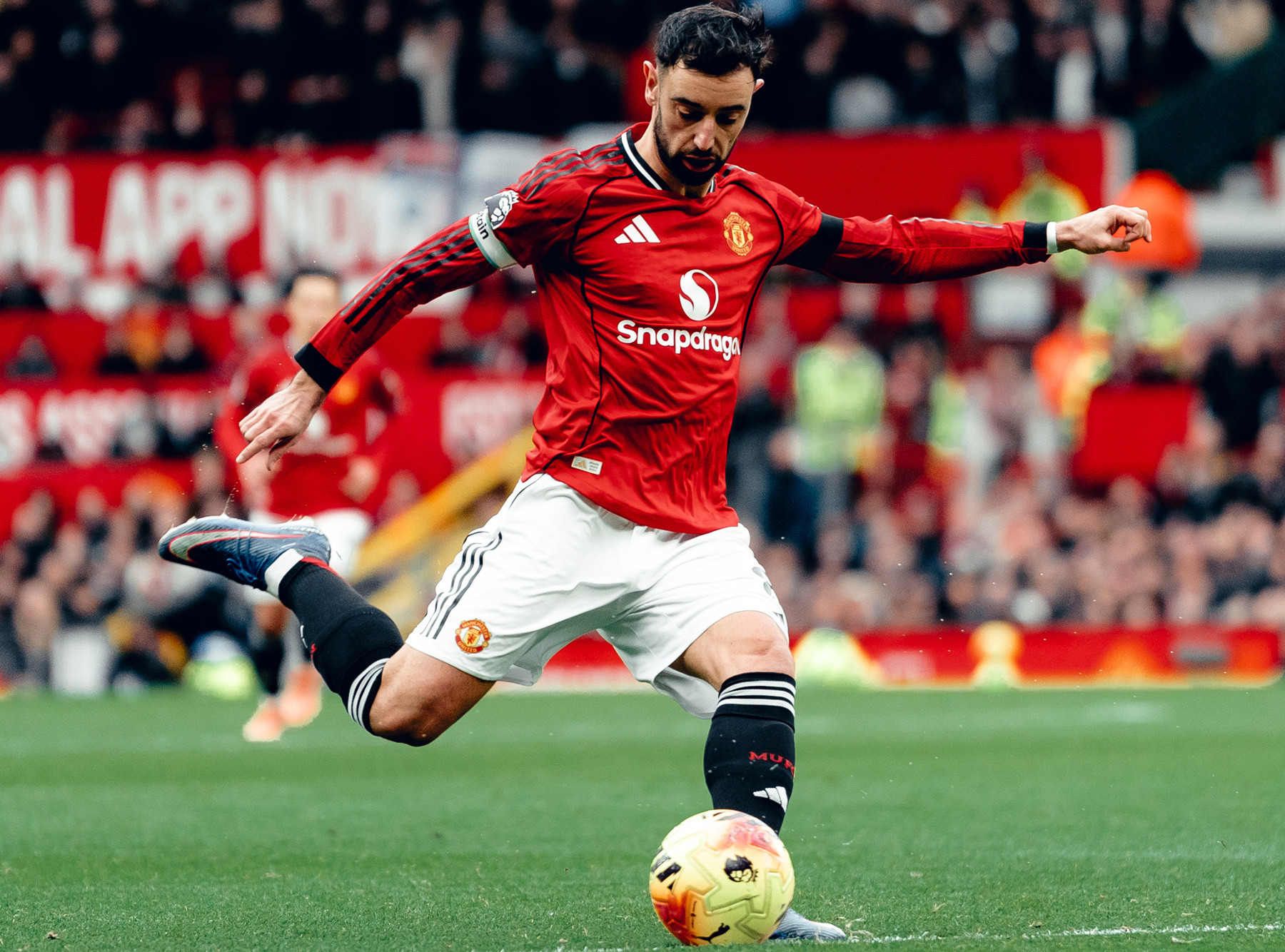 Bruno Fernandes MU Tottenham.jpg