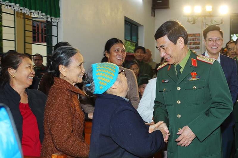 Cử tri tín nhiệm Đại tướng Phan Văn Giang ứng cử đại biểu Quốc hội khóa 16