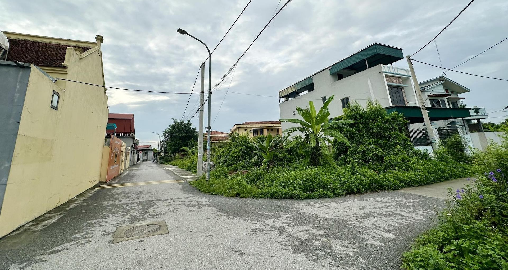 Đất giao từ 1989, làm sổ đỏ đất ở vượt diện tích: Tính tiền sử dụng đất thế nào?