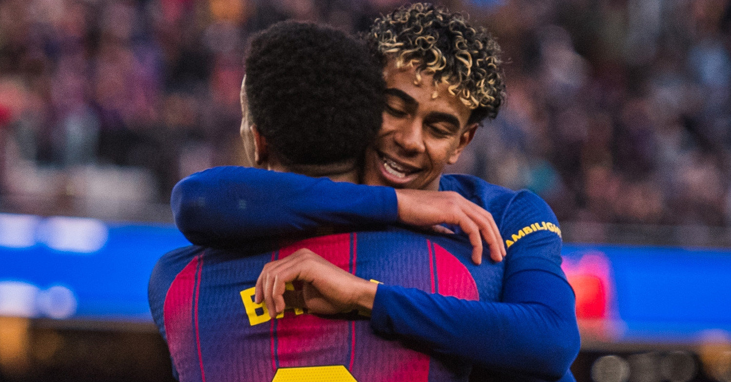 Lamine Yamal phá kỷ lục của Mbappe, Hansi Flick nói điều đặc biệt