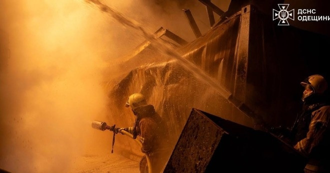 Nga tập kích hạ tầng năng lượng của Ukraine, kiểm soát thêm làng ở Kharkiv