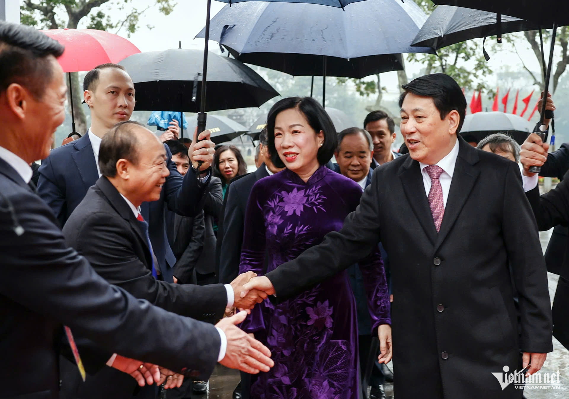 W-chủ tịch nước.jpeg