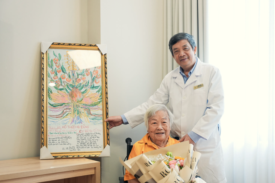 Can thiệp tim mạch cứu sống cụ bà 88 tuổi mắc nhiều bệnh lý nền nguy hiểm