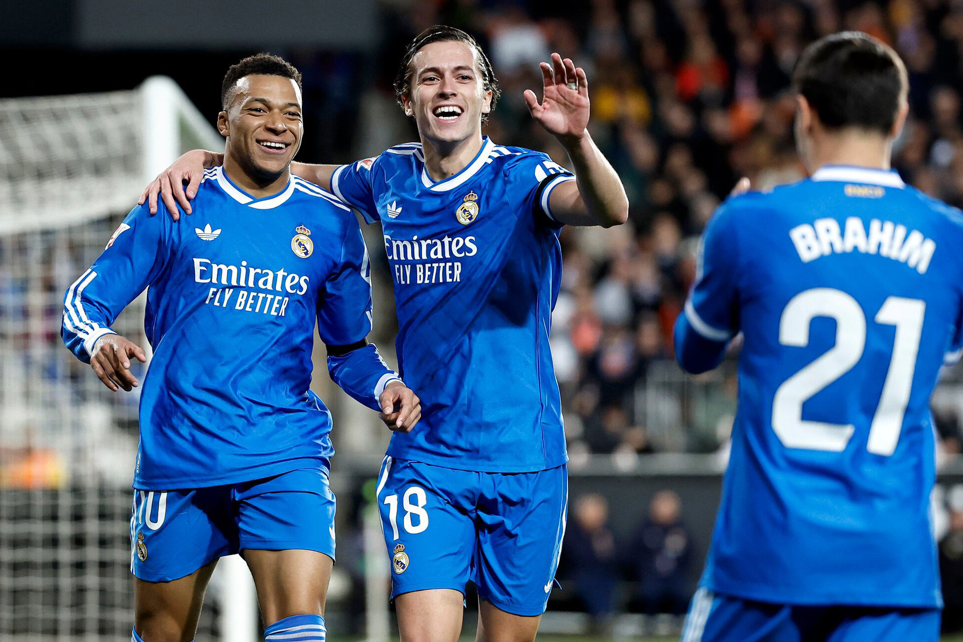 Carreras Mbappe Valencia Real Madrid.jpg