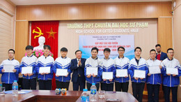 học sinh giỏi môn Toán THPT Chuyên ĐH Sư phạm.jpg