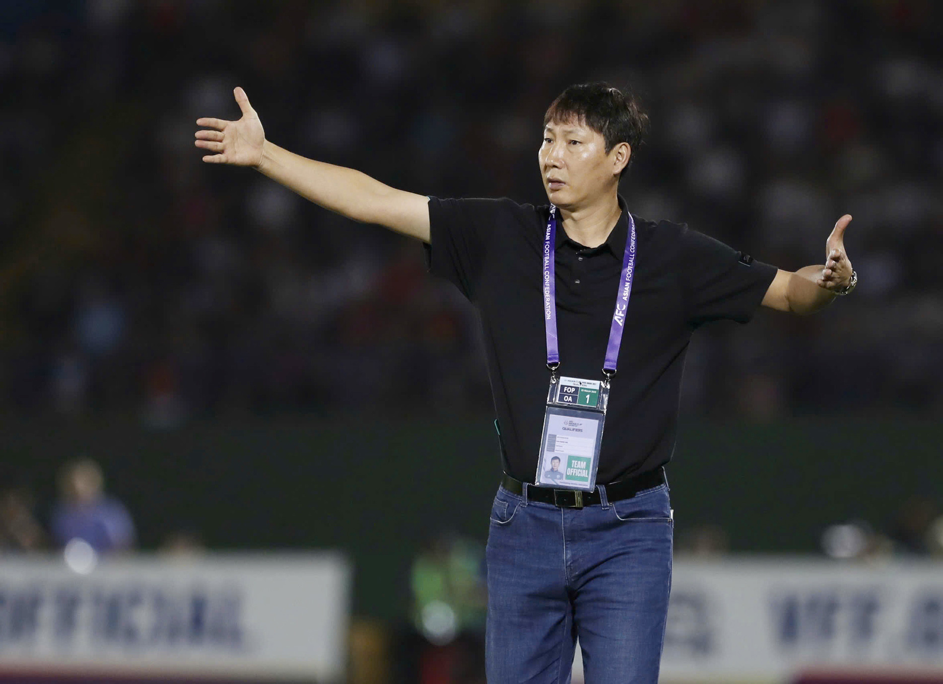 HLV Kim Sang Sik có lo lắng