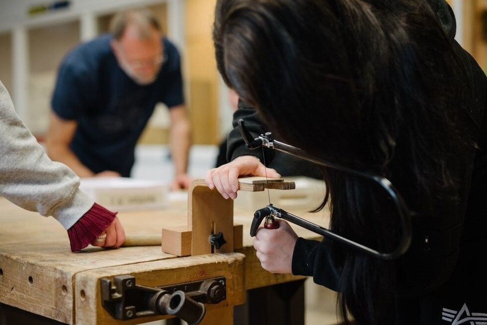 Lý do hơn 50% người trẻ chọn học nghề khi đại học không còn là 'tấm vé vàng'