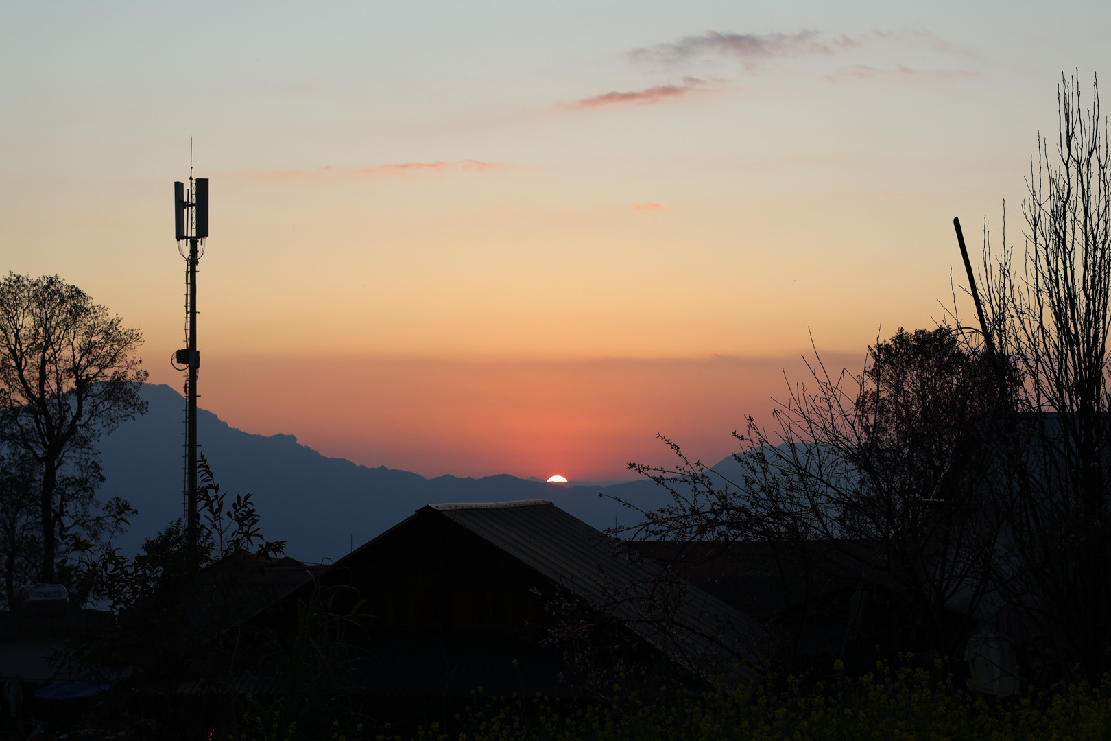 Cảnh hoàng hôn nên thơ, tĩnh lặng tại Sì Thâu Chải