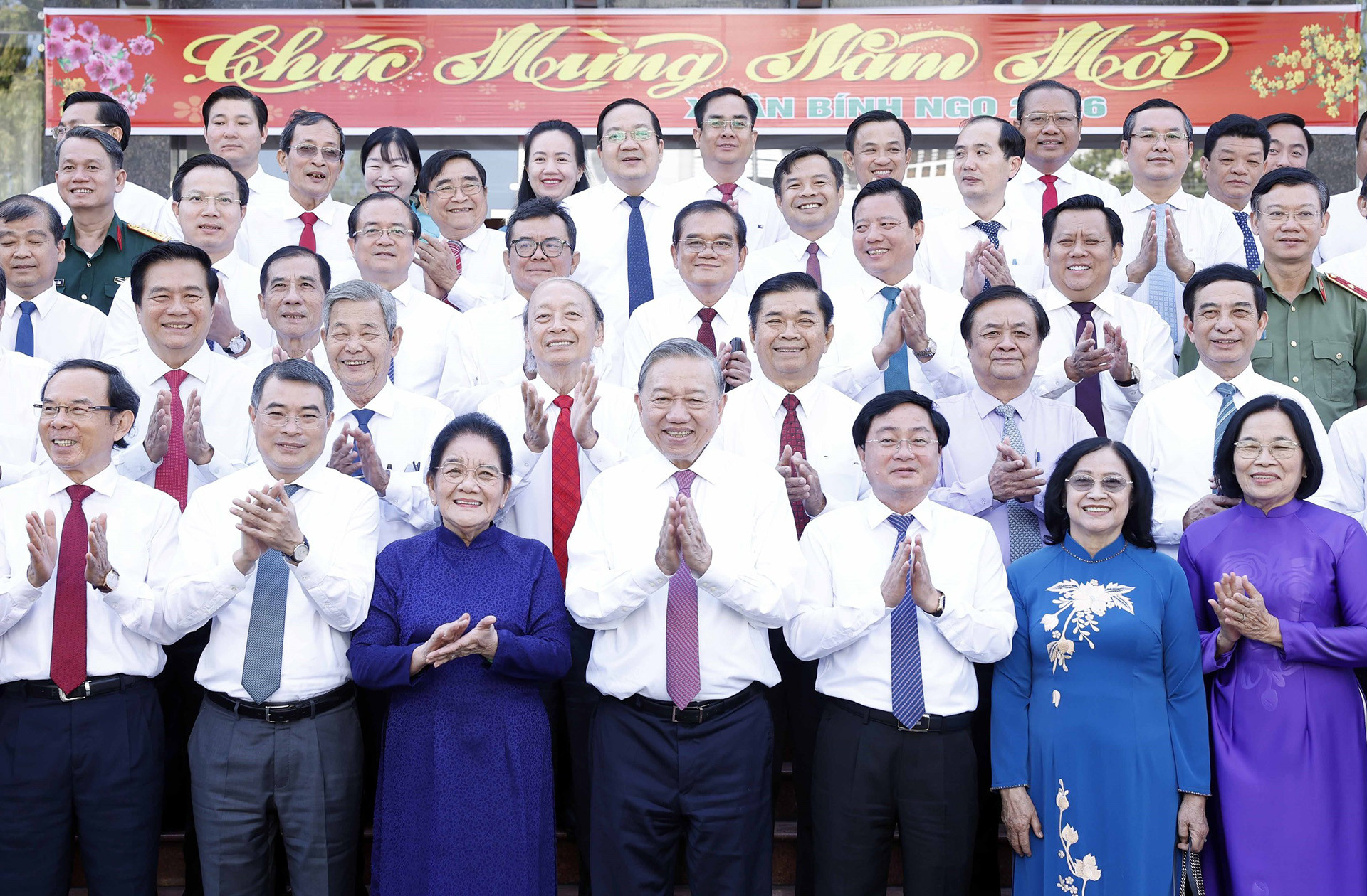 vnapotaltongbithutolamthamchuctetdangbochinhquyennhandanvatangquachogiadinhchinhsachnguoicocongtieubieutinhtayninh8582854 17706298955871587088111.jpg