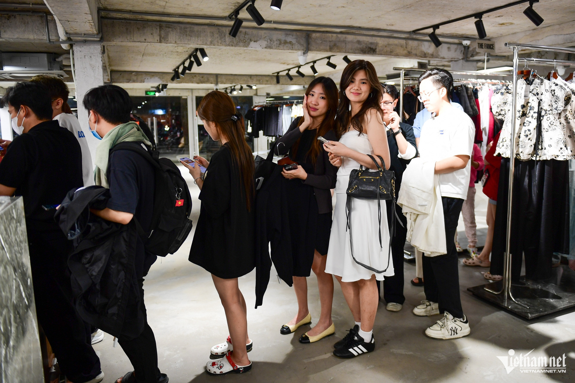 W-mua sắm TPHCM 13.jpg