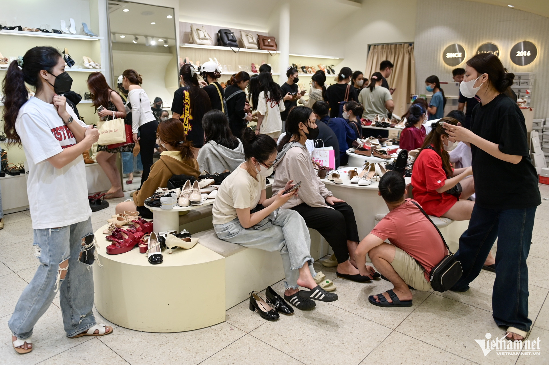 W-mua sắm TPHCM 22.jpg