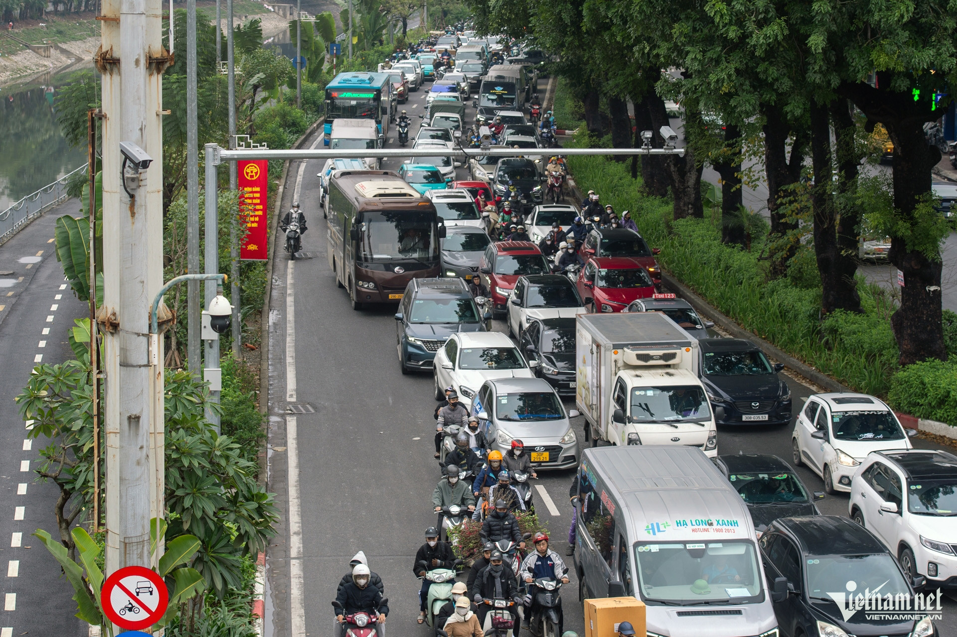 w tac duong tet 12 2689.jpg