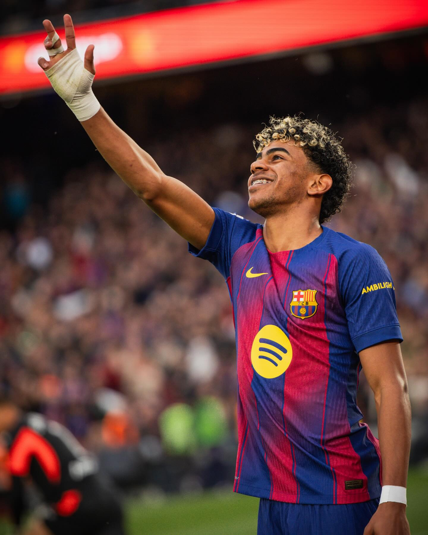 Yamal scores a hat-trick, Barca once again leaves Real Madrid in the dust.
