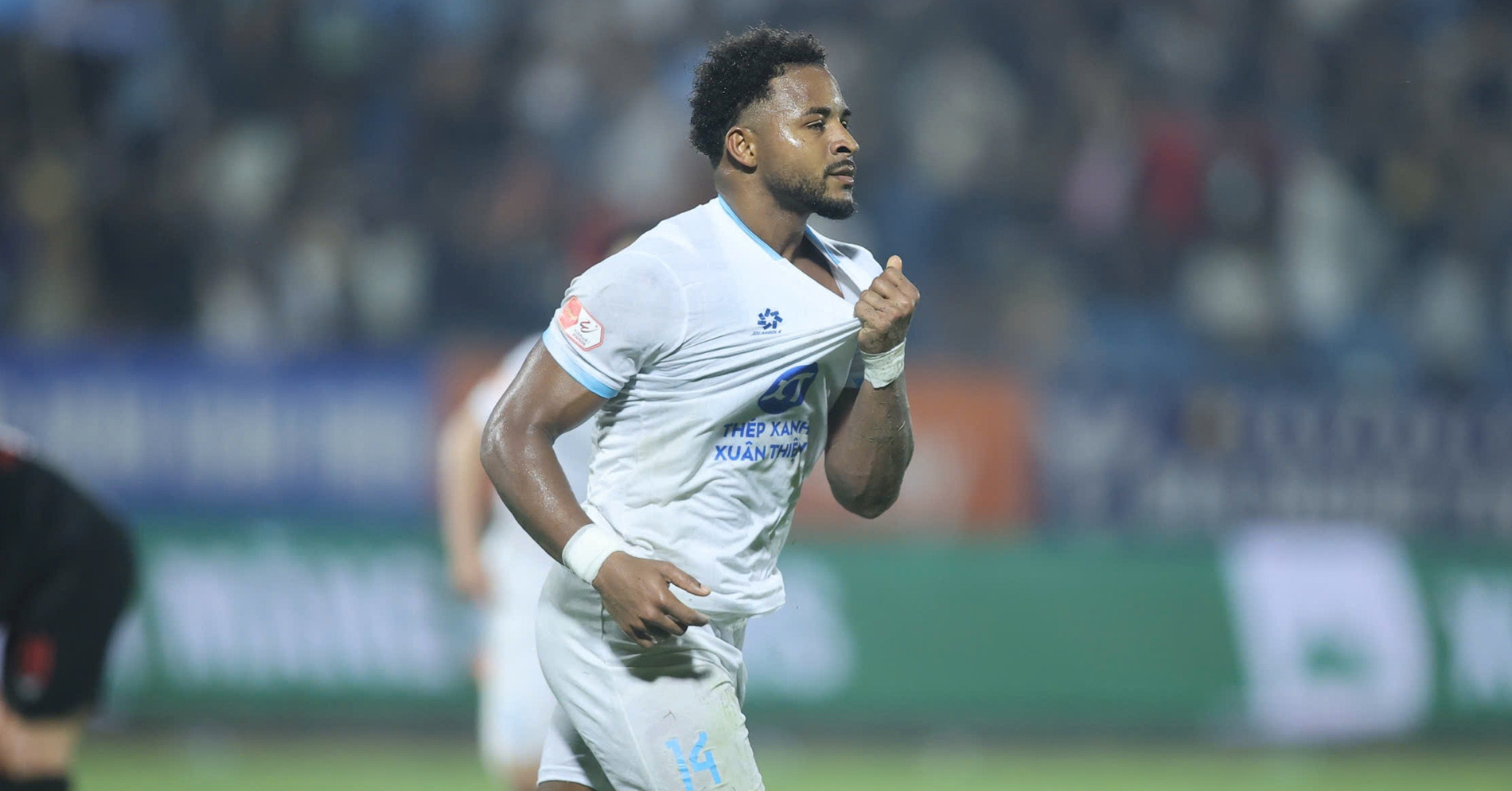 Ghi bàn thắng đầu tiên tại V-League, Xuân Sơn tiết lộ điều bất ngờ