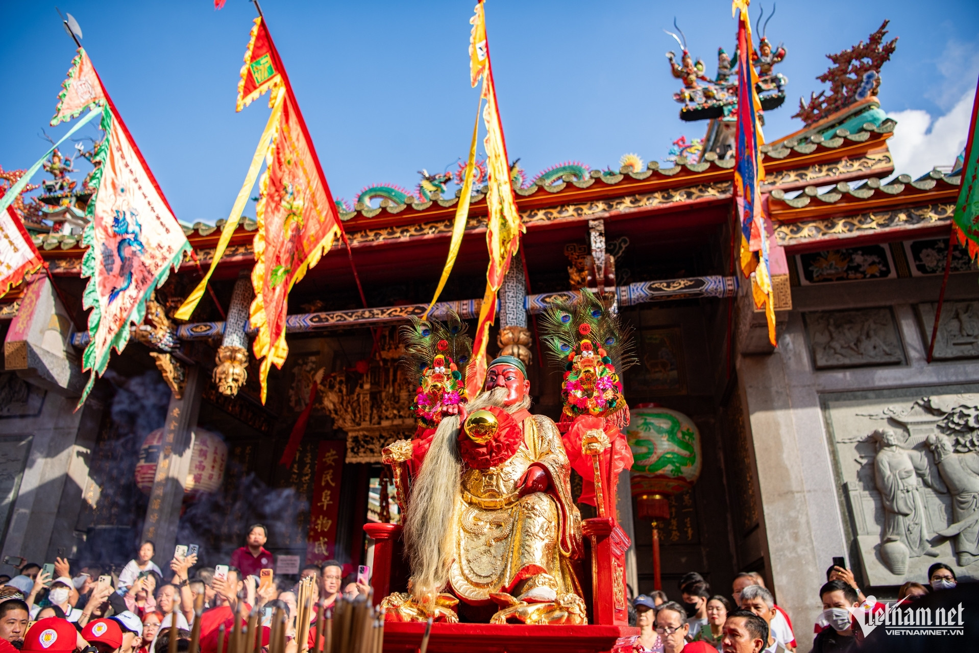 le hoi nghinh ong quan thanh de quan tuan hung 18 901.jpg