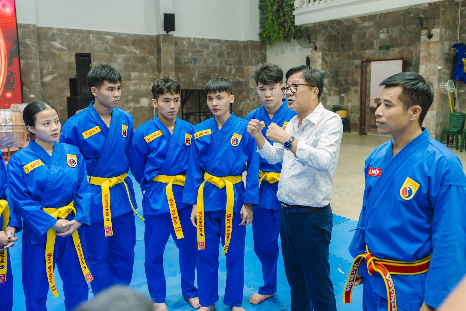 Liệu pháp ‘chữa lành’ cho trẻ nghiện game tại Hệ thống giáo dục IVS