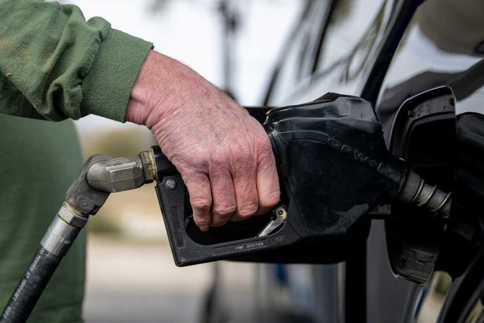 Mỹ - Israel tấn công Iran: Eo biển Hormuz báo động, giá dầu đối mặt cú sốc