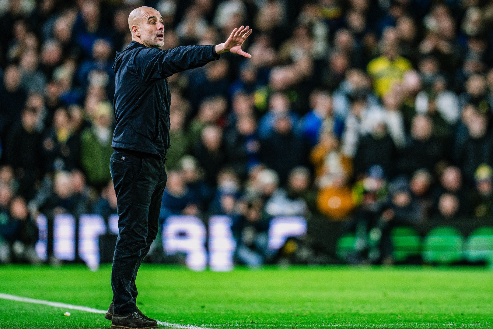 Pep Guardiola Leeds Man City.jpg