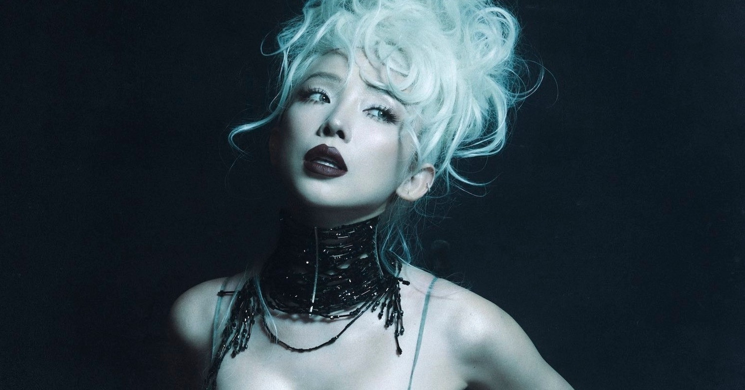 Siu Black lộ diện sau biến cố sức khoẻ, Tóc Tiên sexy nghẹt thở