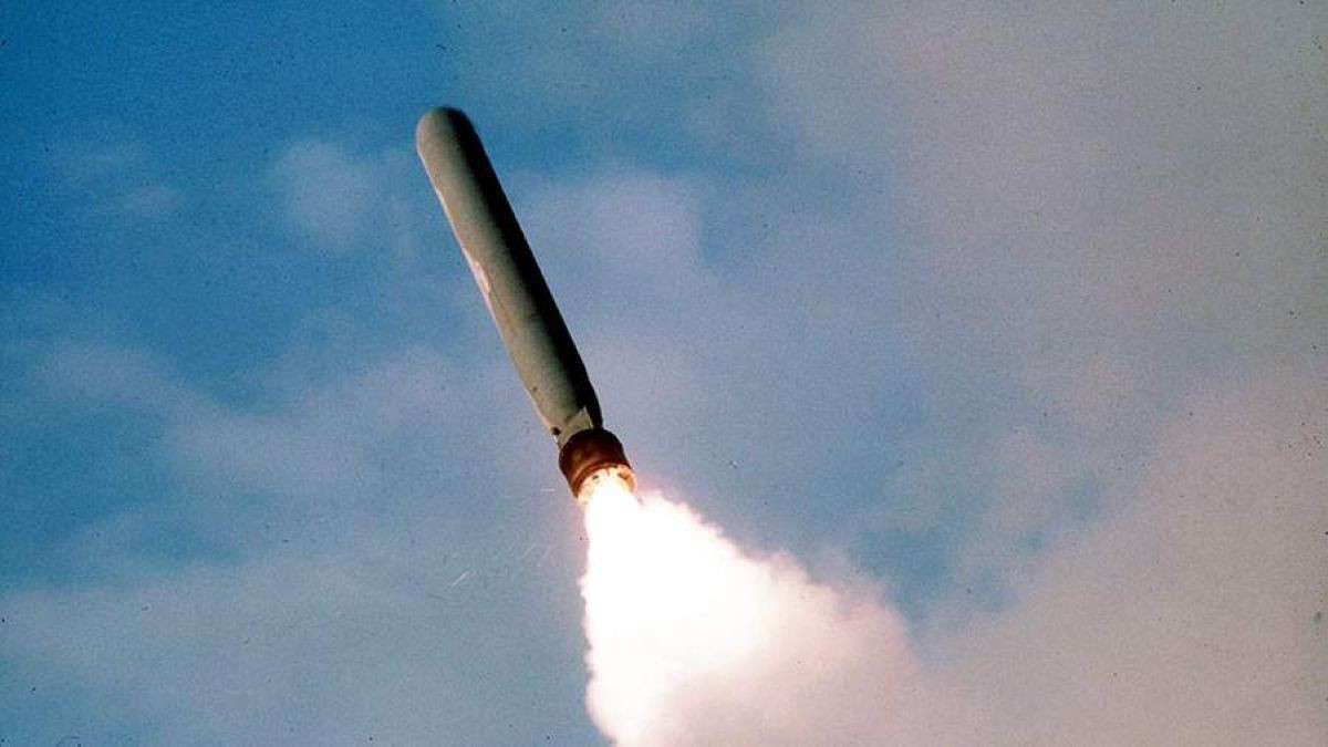 tên lửa Tomahawk đen.jpg