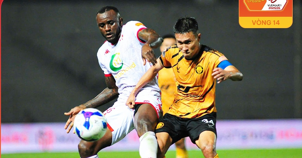 Thanh Hóa buộc Hải Phòng chia điểm siêu kịch tính