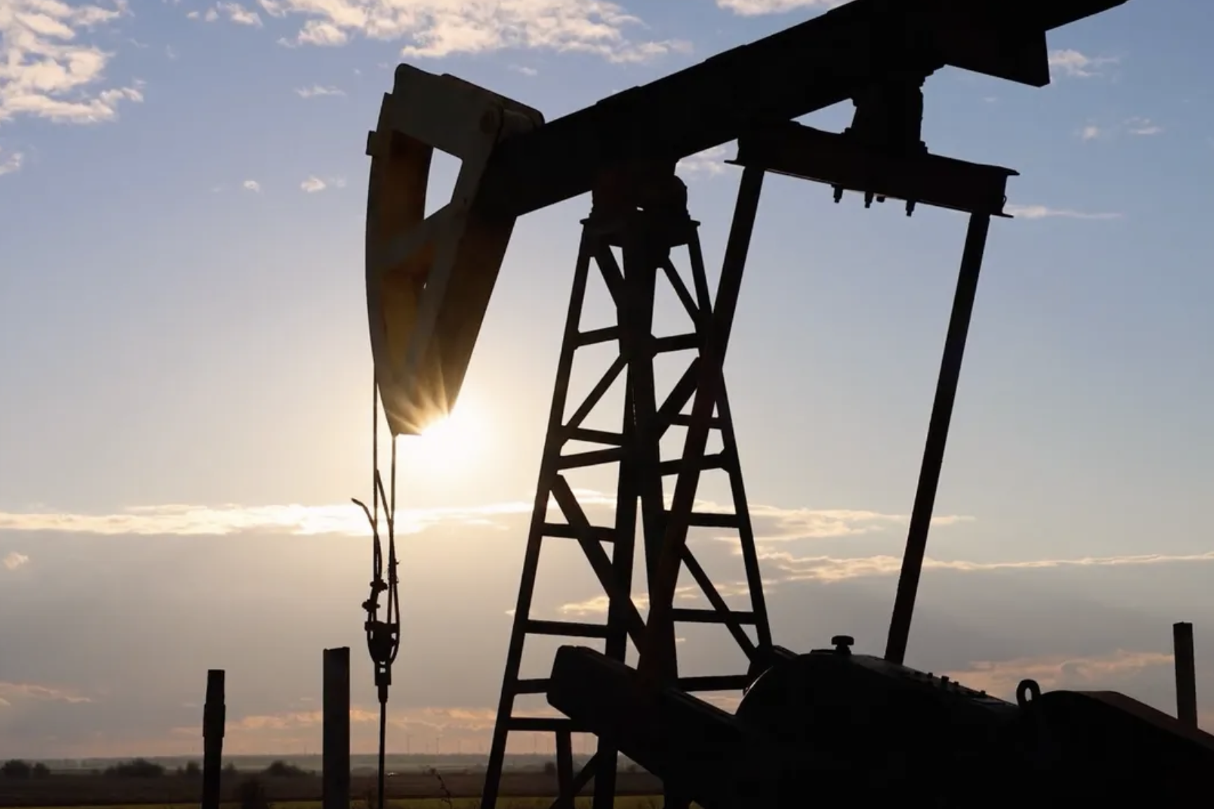 Trung Đông bốc lửa, thị trường toàn cầu chao đảo