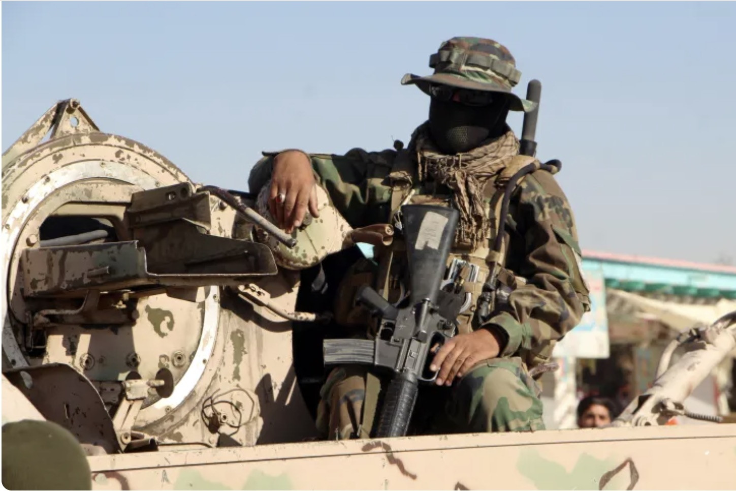 Vì sao giao tranh giữa Pakistan và Afghanistan bất ngờ bùng nổ?