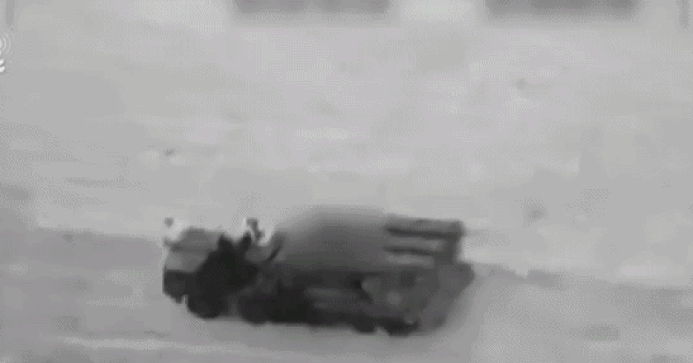 Video IDF tập kích loạt bãi phóng tên lửa đạn đạo của Iran