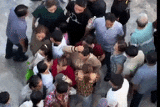 Bản tin cuối ngày 10/3: Công an xác minh vụ nghi dàn cảnh giật dây chuyền khách