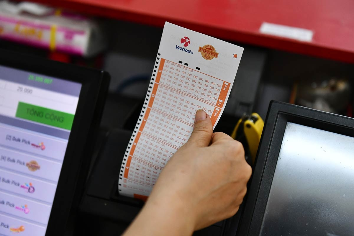 Kết quả Vietlott hôm nay 10/3: Tìm thấy 8 vé trúng giải nhất