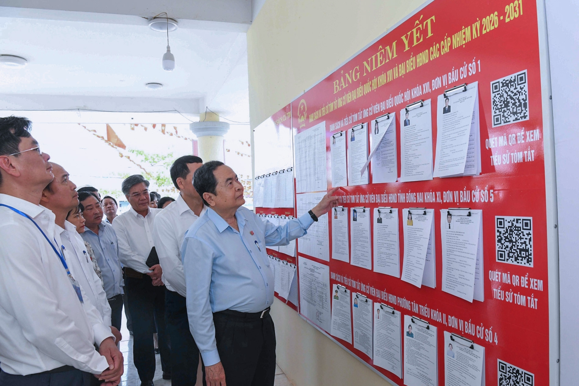 Đại biểu Quốc hội đừng chỉ là 'bưu tá' chuyển đơn của dân