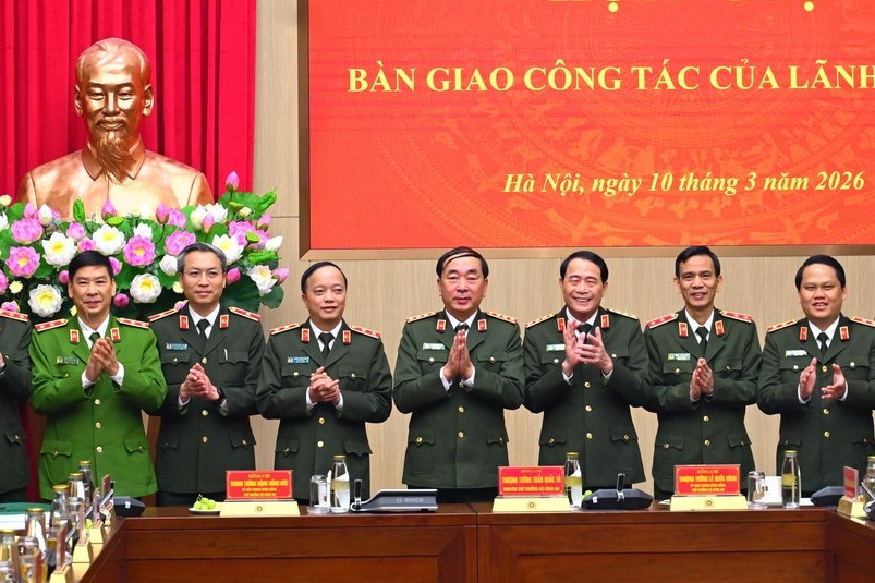 Thượng tướng Trần Quốc Tỏ bàn giao công tác tại Bộ Công an