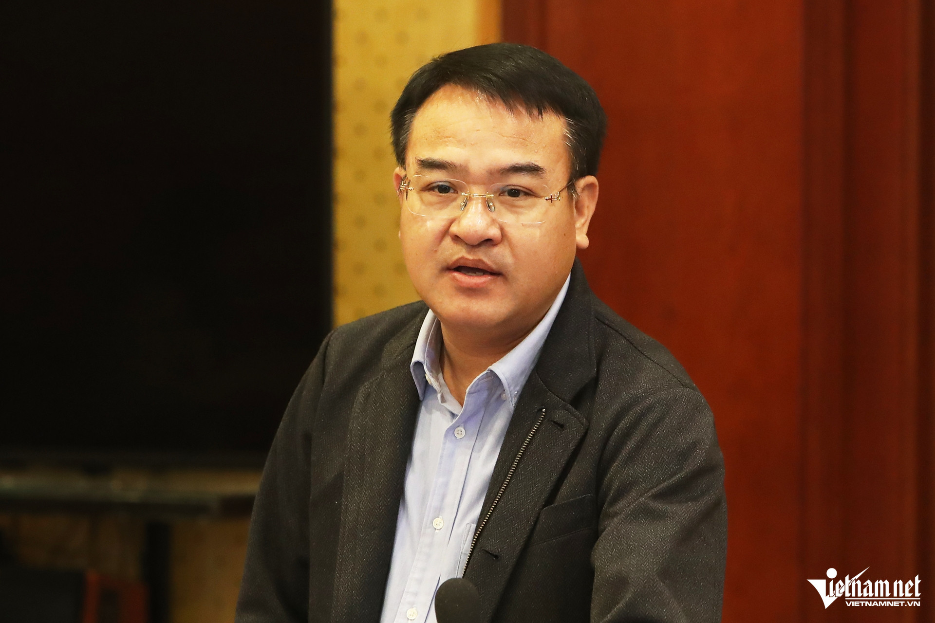 W-da sua khao sat o to guong nam 6 sao chép.jpg