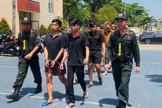 Bản tin cuối ngày 11/3:Từ ô tô nghi vấn, khám phá đường dây ma túy từ nước ngoài